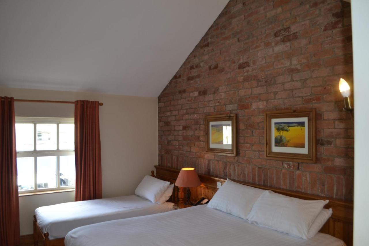 Walsh'S Hotel And Apartments Maghera  Εξωτερικό φωτογραφία